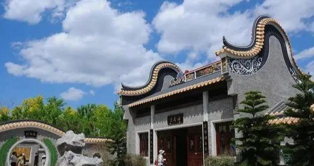 “英之园”拆除后续：修了11年推平仅一夜知情人曝更多不简单(图1)