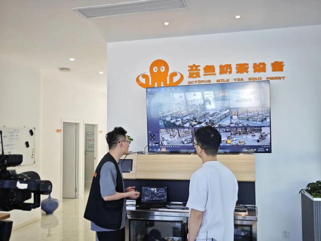 300 家店关剩 4 家他改卖二手设备“今年能做 3000 万”(图4)