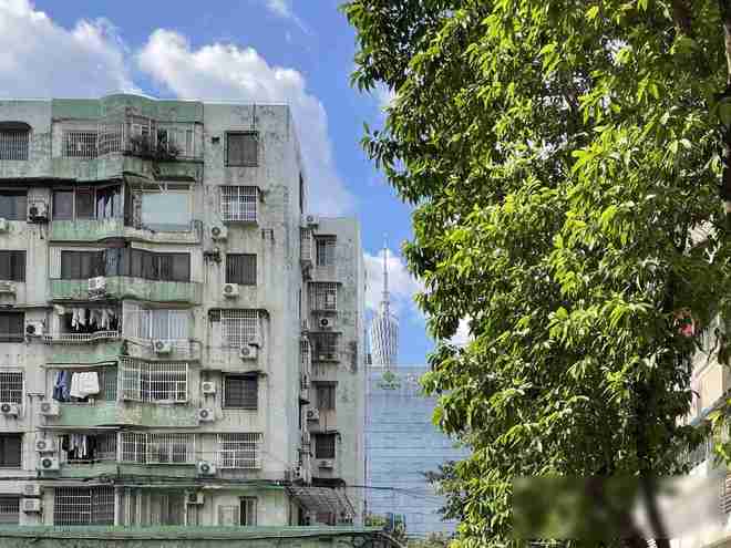 震惊！广州老破小业主坐地起价400万补偿够吗？(图3)