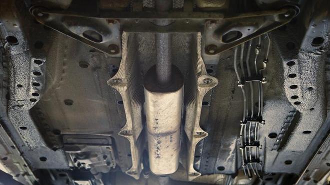 购买二手车时机械师教你如何识别隐藏问题的五大秘诀(图3)