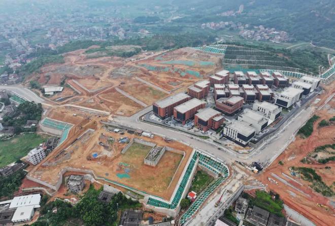 【头条】阀门兴镇铸底 气城乡焕新提品质——专访英都镇党委副书记、镇长黄宗权(图4)