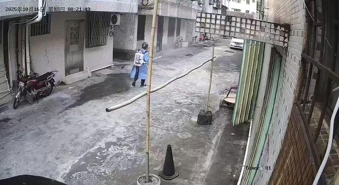 江门灭蚊烟雾释放过多居民质疑有毒宠物跟着遭殃(图3)