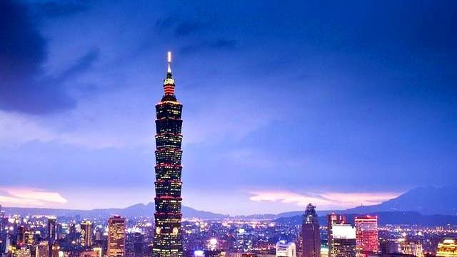 马科斯觉得自己又行了？刚刚打出一套组合拳就被中国逮个正着(图3)