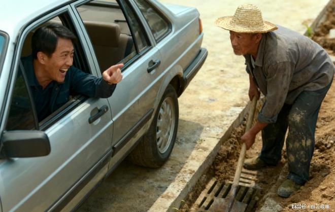 村里修路特意跳过我家门口我花八万铺透水砖第二年他们都傻眼(图5)