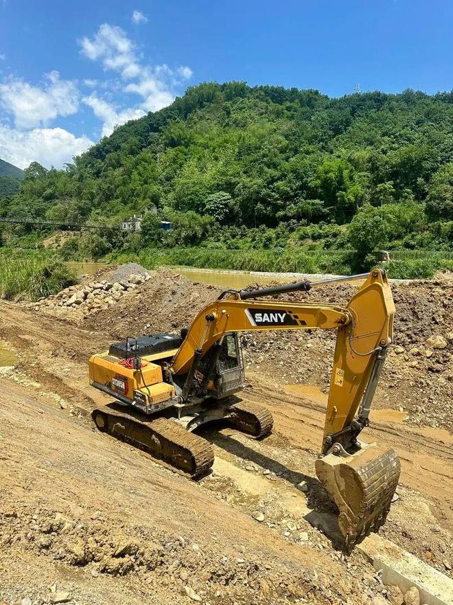 车间机器人倒逼转型！中专生逆袭成经理三一重工的破局之路太燃(图5)
