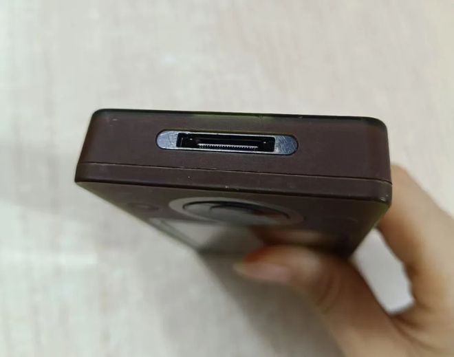 100多元的微软Zune播放器内置30G机械硬盘还能看电影(图4)