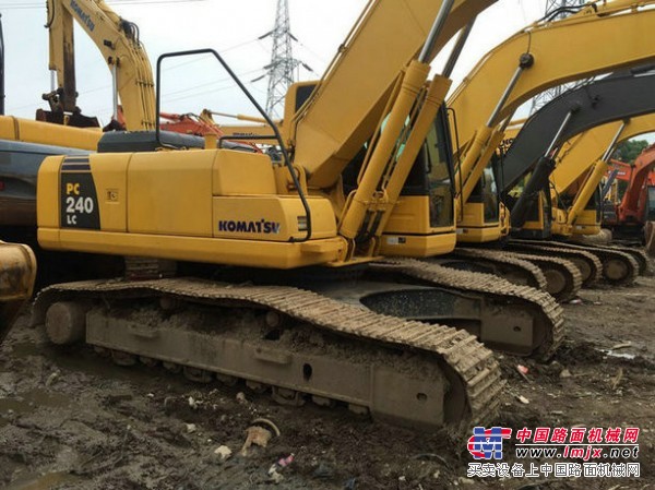 日本二手挖掘机拍卖之二 - 原创在线观看(图1)